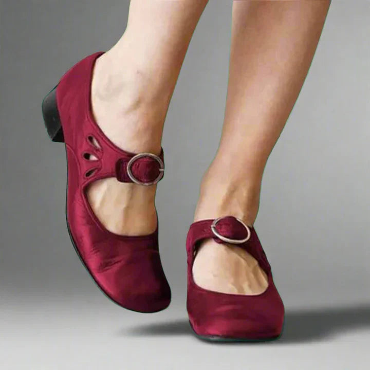 Chaussures Mary Jane pour femme avec bride à boucle et découpes-Women Shoes-Gigié