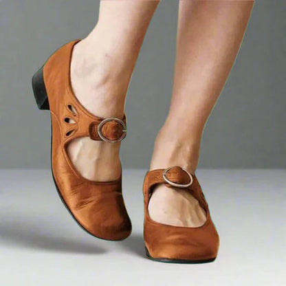 Chaussures Mary Jane pour femme avec bride à boucle et découpes-Women Shoes-Gigié