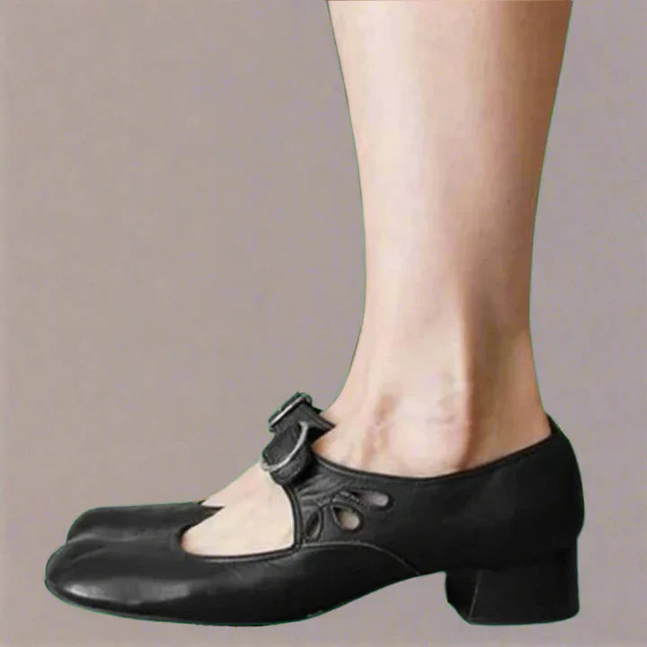 Chaussures Mary Jane pour femme avec bride à boucle et découpes-Women Shoes-Gigié