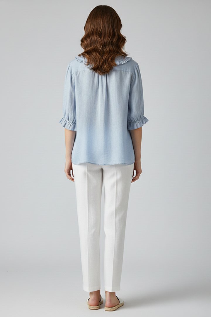 Chemisier pour femme avec patte de boutonnage, col arrondi et manches froncées-Shirts for women-Gigié