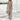 Combinaison femme sans manches à col en V et jambes larges avec ceinture à nouer 2