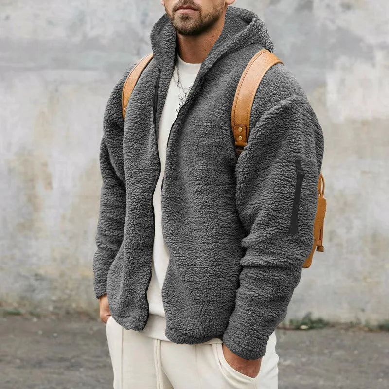 Veste homme à capuche, fermeture zippée sur le devant et manches longues