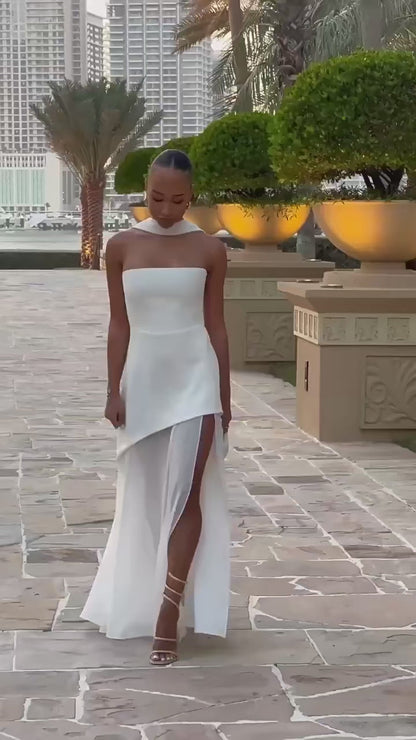 Robe longue femme sans bretelles avec panneau foulard au cou et jupe fendue