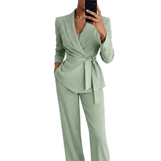 Ensemble assorti blazer et pantalon pour femme 1