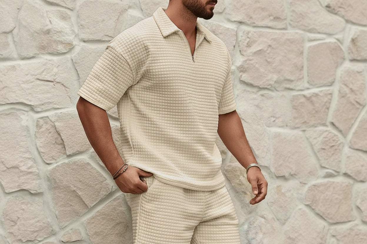 Ensemble deux pièces pour homme avec haut à manches courtes et short structuré-Sets for women-Gigié