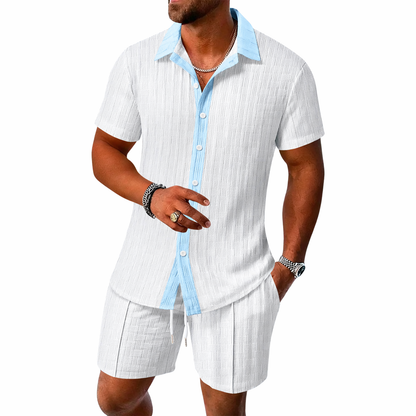 Ensemble homme avec chemise à manches courtes avec col et boutons et short avec taille élastique et cordon de serrage-Sets for Men-Gigié