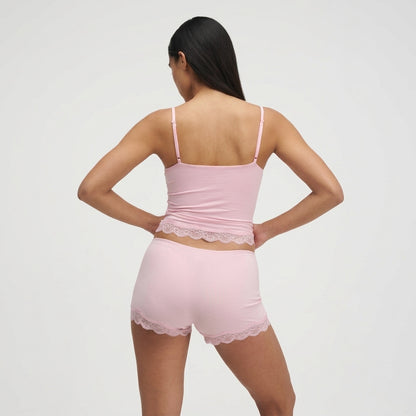 Femme - Ensemble caraco à bretelles réglables et short avec bordure en dentelle | imported-image-5