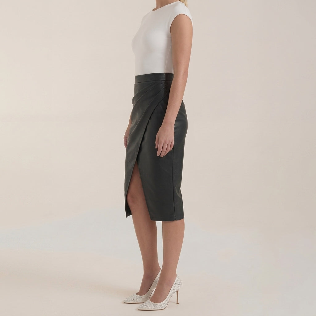Femme Jupe midi à design drapé et fente frontale | imported-image-2