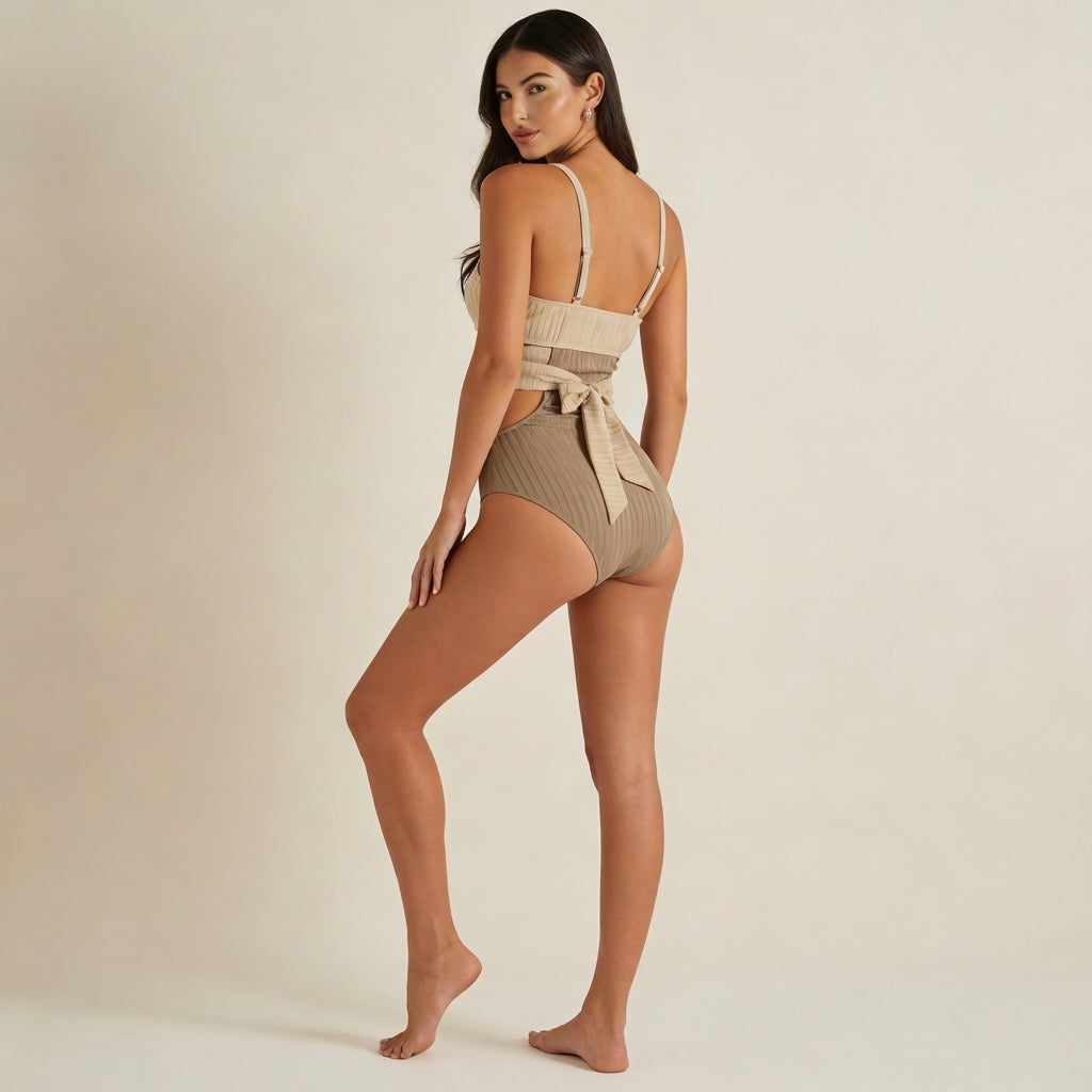 Femme Maillot de Bain Une Pièce Côtelé à Découpes et Bandes Croisées | imported-image-2