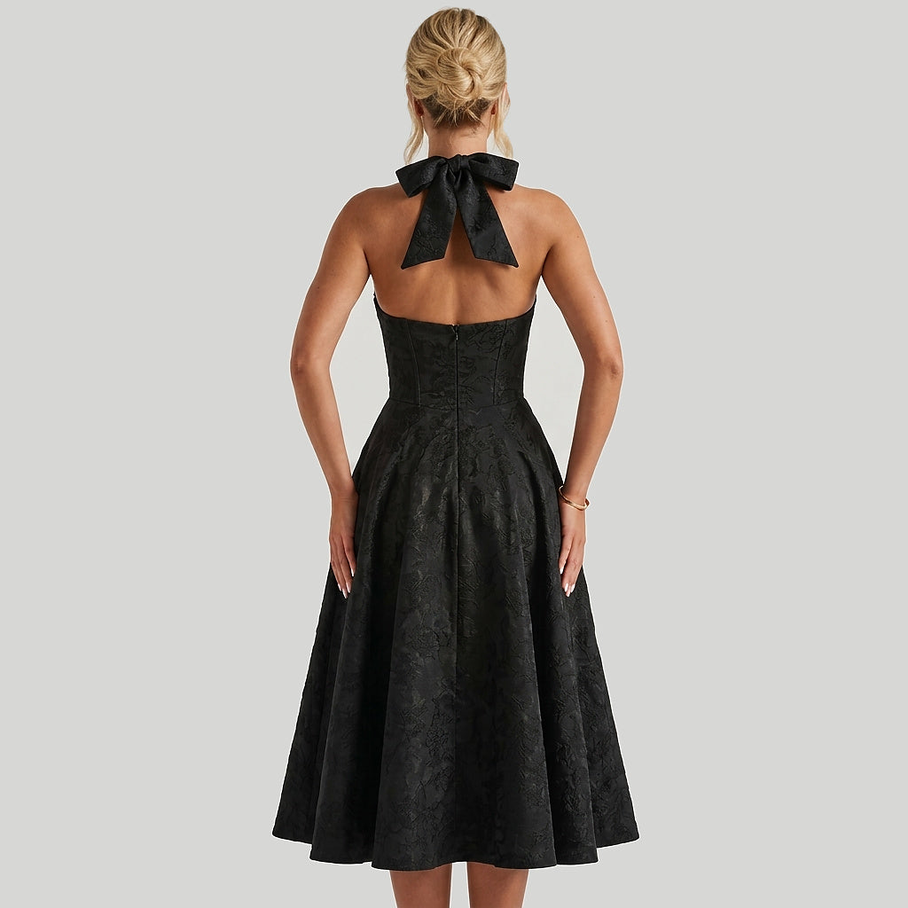 Femme Robe mi longue encolure licou et corsage structuré avec motif texturé 13
