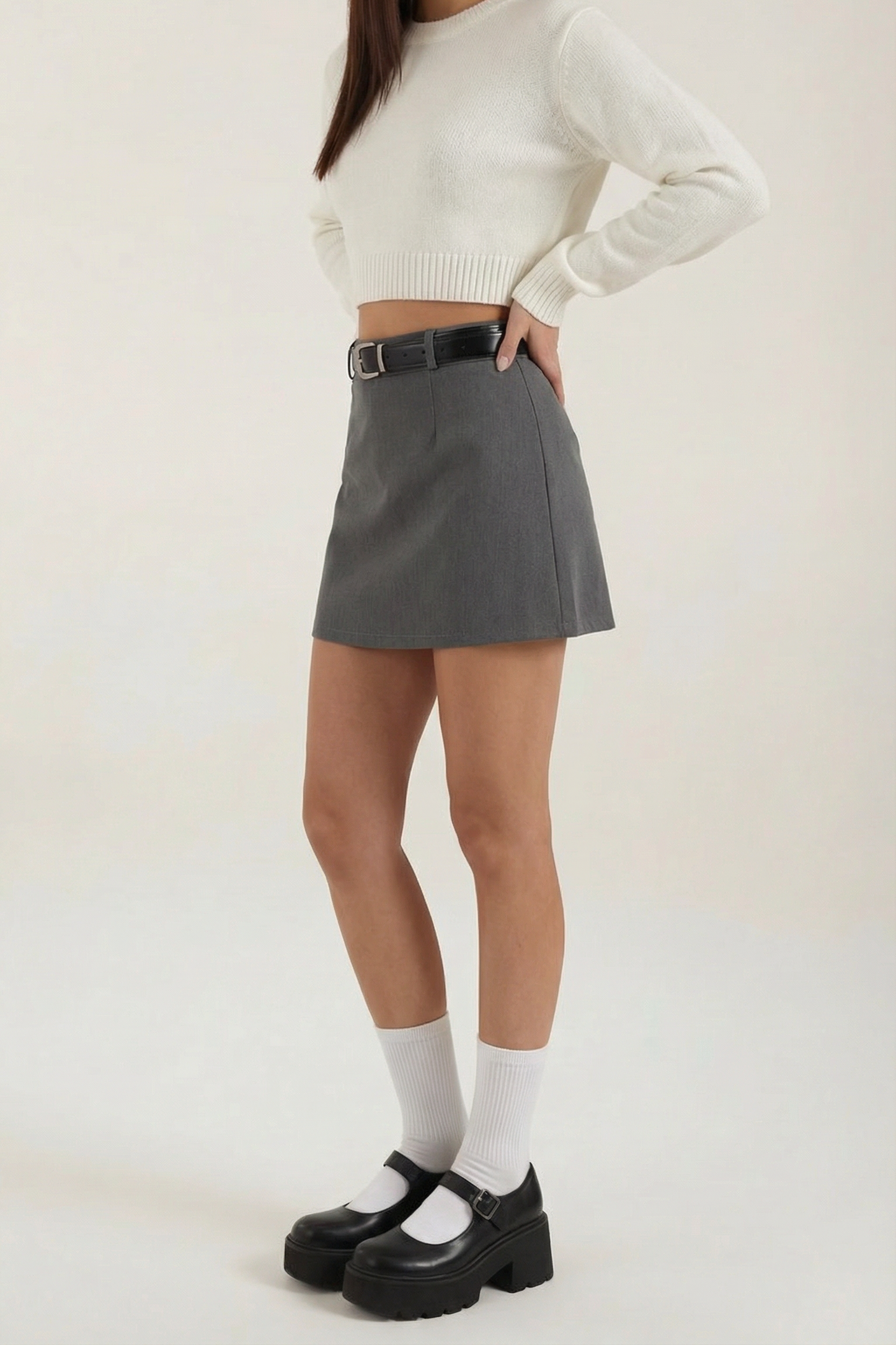 Jupe mini femme taille haute avec passants de ceinture et ourlet droit-Female Skirts-Gigié