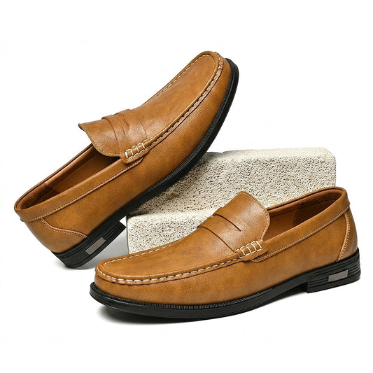Mocassins homme à bout mocassin avec surpiqûres contrastées 1