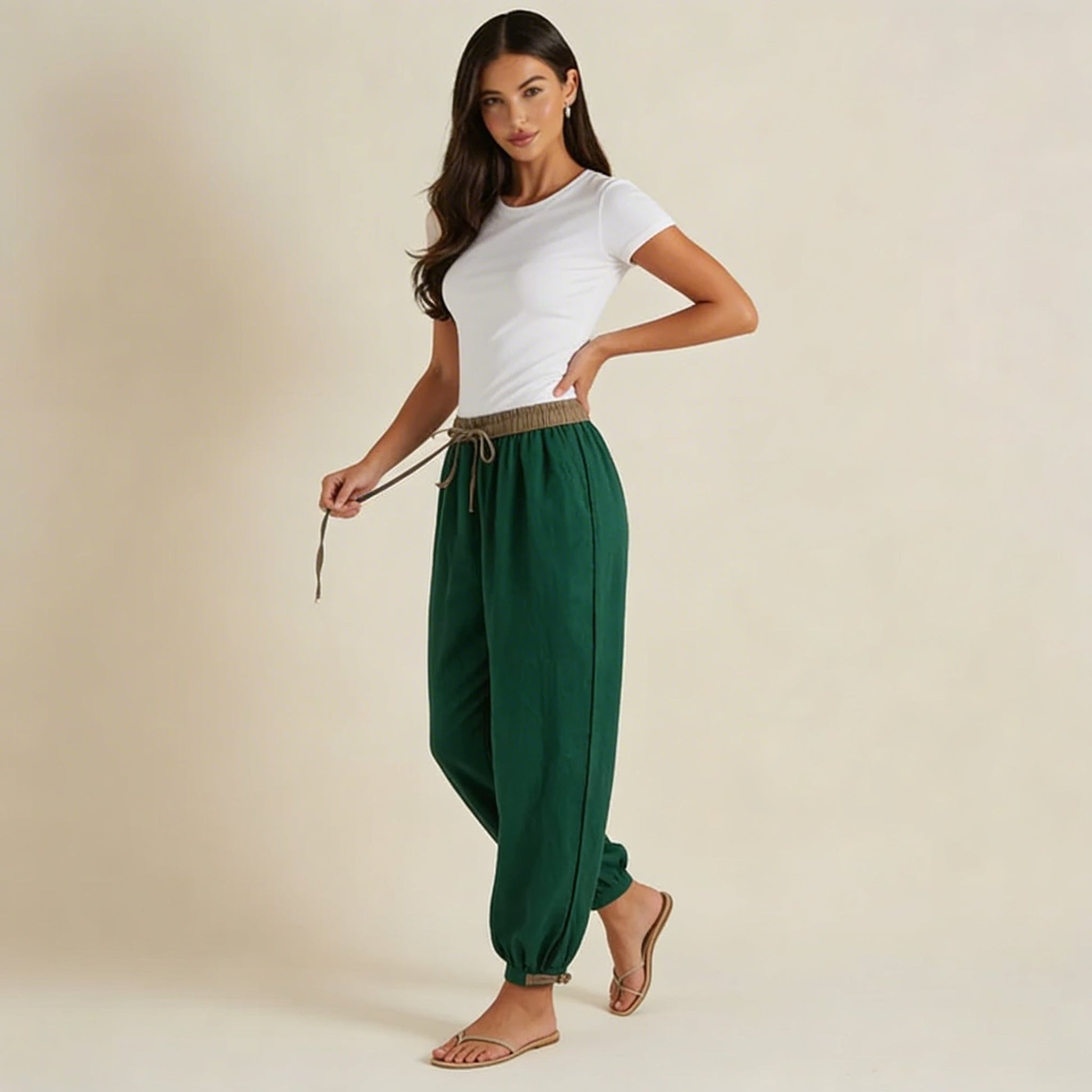 Pantalon femme avec taille élastique, cordon de serrage, jambes fuselées et ourlets resserrés-Pants Female-Gigié