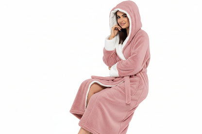 Peignoir croisé pour femme avec capuche, ceinture et poches plaquées-Women Robe-Gigié