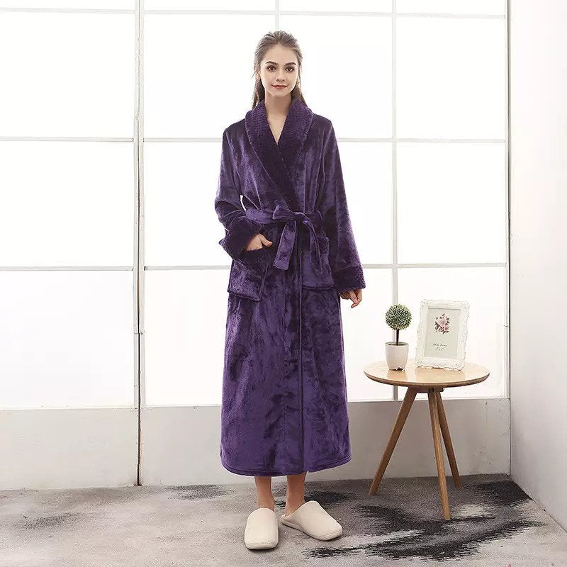 Peignoir long unisexe avec ceinture, col châle et poches plaquées-Robe-Gigié