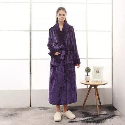Peignoir long unisexe avec ceinture, col châle et poches plaquées-Robe-Gigié