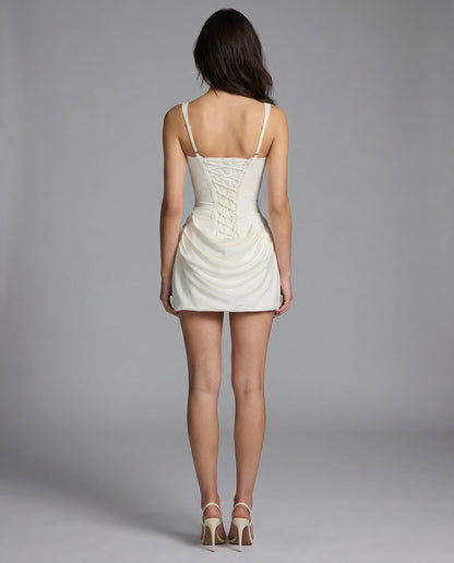 Robe courte femme avec corsage structuré et bretelles larges-Mini Dress-Gigié