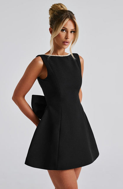 Robe courte femme sans manches avec nœud au dos-Mini Dress-Gigié