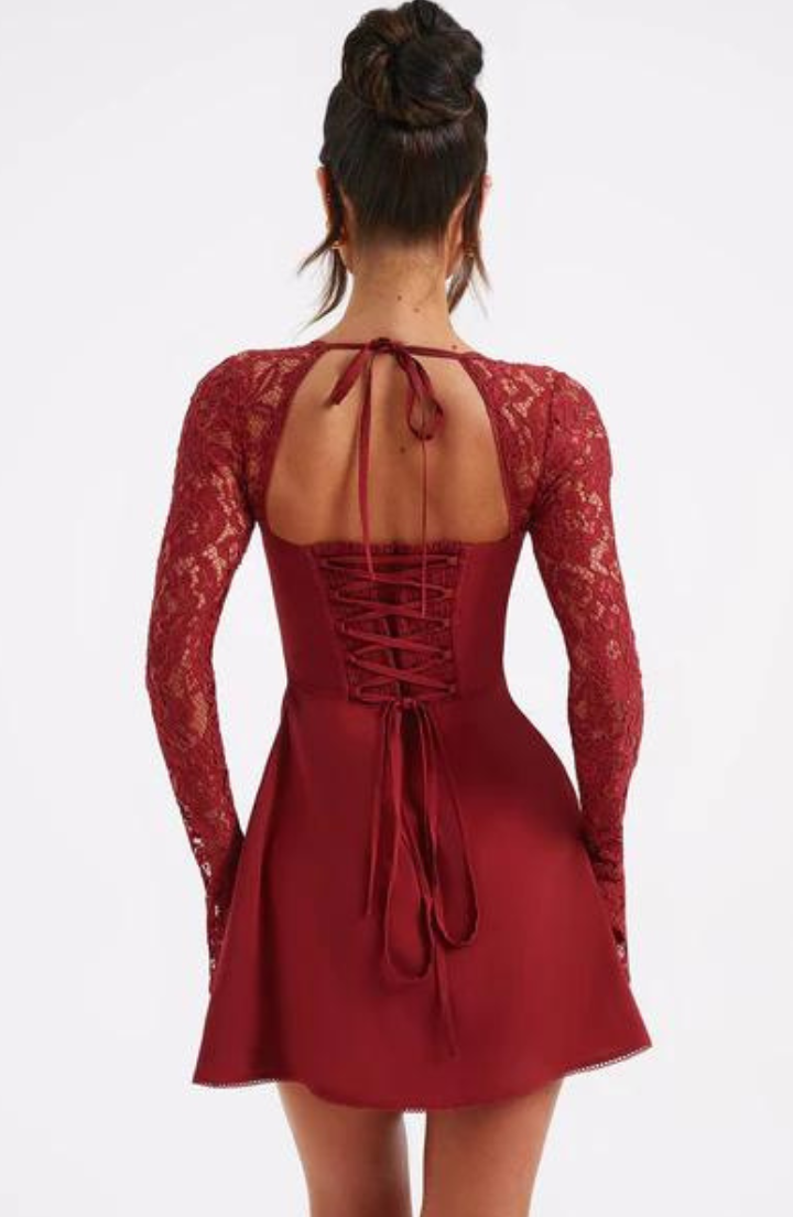 Robe courte pour femme avec manches longues en dentelle et bustier structuré-Mini Dress-Gigié