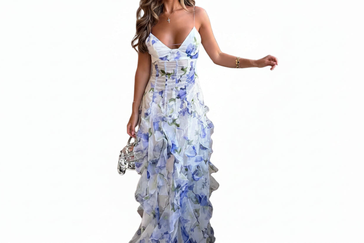 Robe longue femme à fines bretelles avec motif floral et jupe à volants-Maxi Dress-Gigié