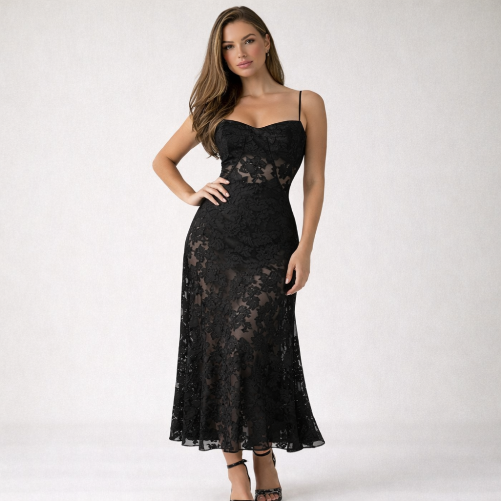Robe longue femme avec décolleté cœur et bretelles-Maxi Dress-Gigié