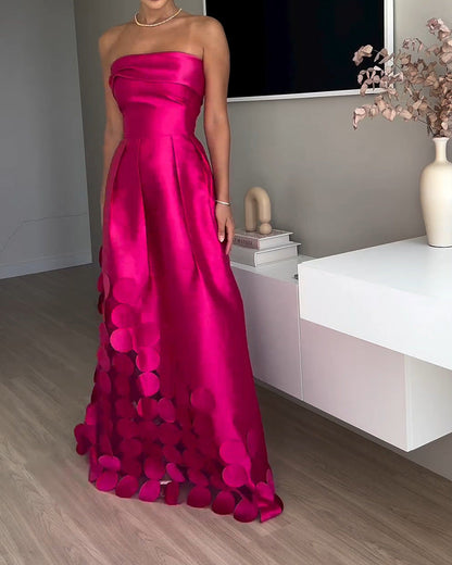 Robe longue sans bretelles avec corsage structuré et appliqués au bas pour femme-Maxi Dress-Gigié
