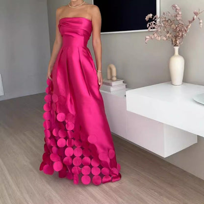 Robe longue sans bretelles avec corsage structuré et appliqués au bas pour femme-Maxi Dress-Gigié