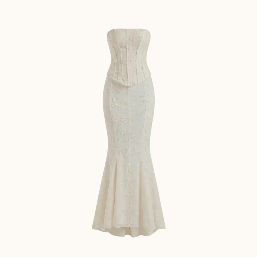 Robe maxi femme sans bretelles avec buste structuré et ourlet évasé-Maxi Dress-Gigié