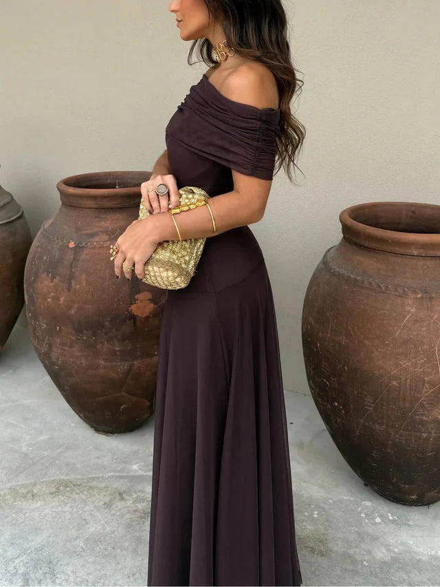 Robe maxi pour femmes à épaules dénudées avec corsage froncé-Maxi Dress-Gigié