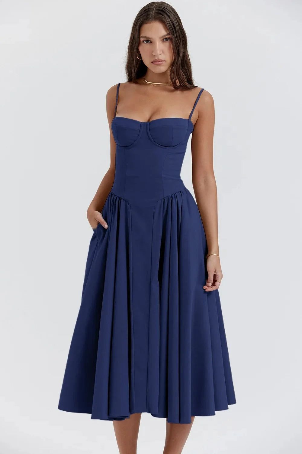 Robe midi femme à bretelles avec haut structuré-Midi Dress-Gigié