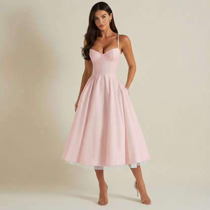 Robe midi femme avec corsage structuré et fines bretelles-Midi Dress-Gigié