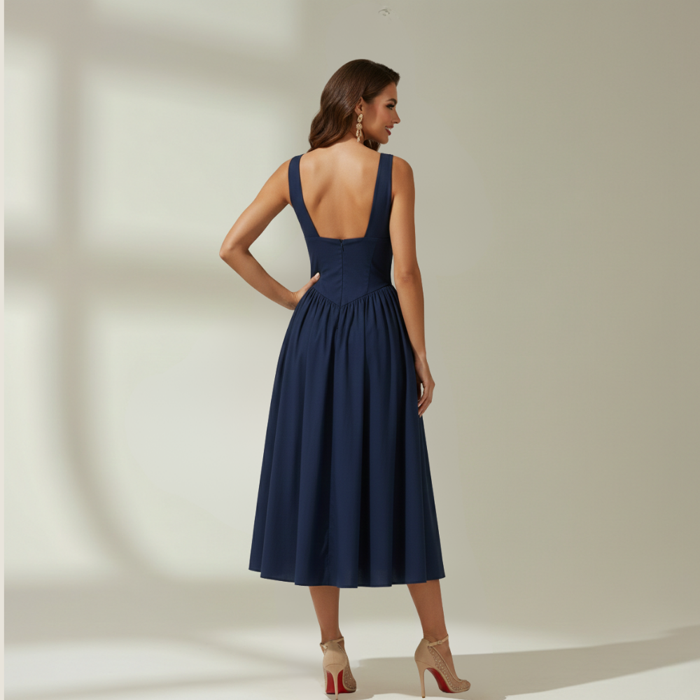 Robe midi femme avec décolleté en V profond et design sans manches-Midi Dress-Gigié