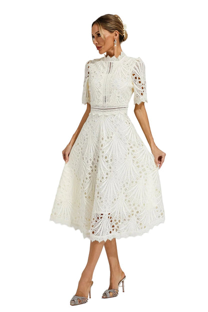Robe midi femme avec structure en dentelle et col montant-Midi Dress-Gigié