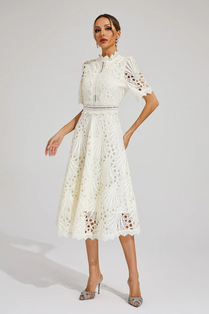 Robe midi femme avec structure en dentelle et col montant-Midi Dress-Gigié