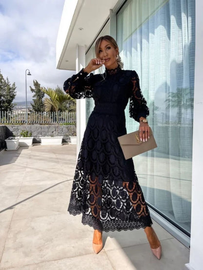 Robe midi femme en dentelle à manches longues avec col montant-Midi Dress-Gigié