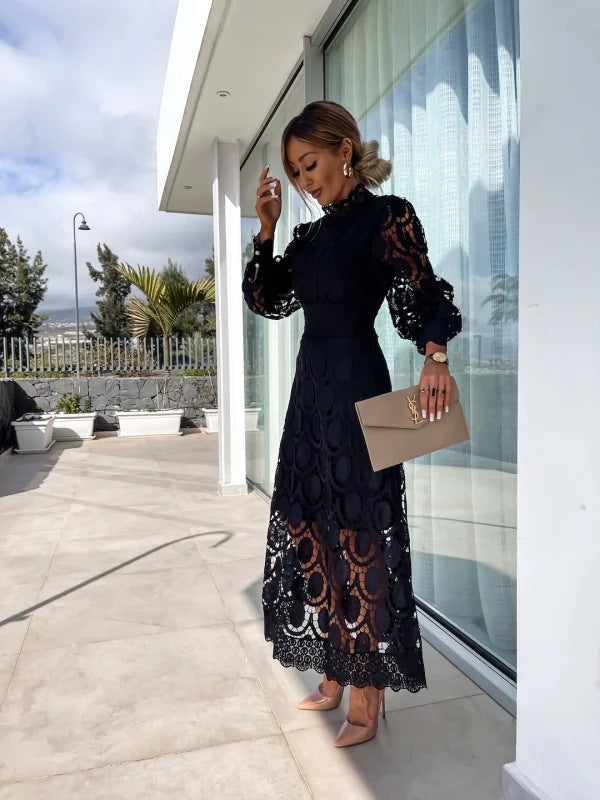 Robe midi femme en dentelle à manches longues avec col montant-Midi Dress-Gigié