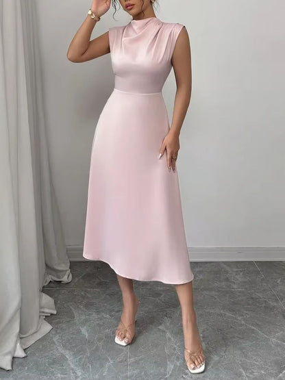 Robe midi sans manches avec col montant et jupe évasée-Midi Dress-Gigié