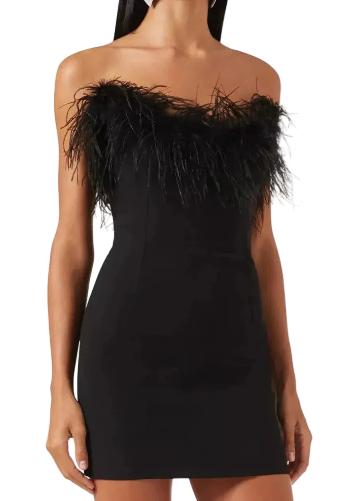 Robe mini femme sans bretelles avec encolure bordée de plumes-Mini Dress-Gigié
