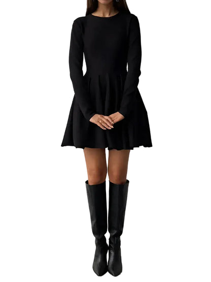 Robe mini pour femmes à manches longues avec col rond et jupe évasée-Mini Dress-Gigié