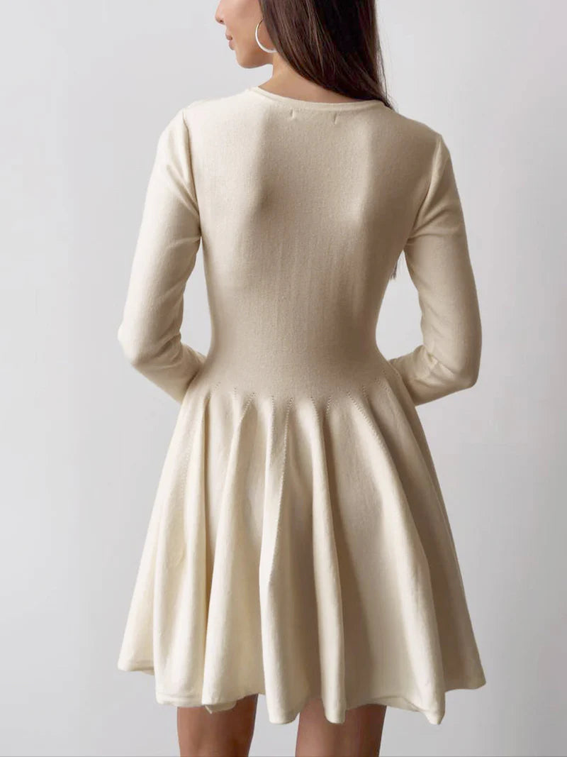 Robe mini pour femmes à manches longues avec col rond et jupe évasée-Mini Dress-Gigié