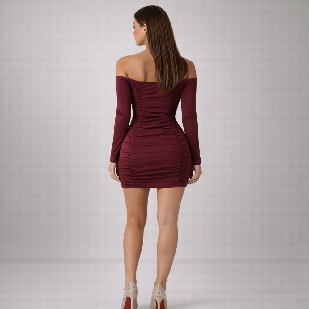 Robe pour femme mini à encolure bardot et manches longues | imported-image-16
