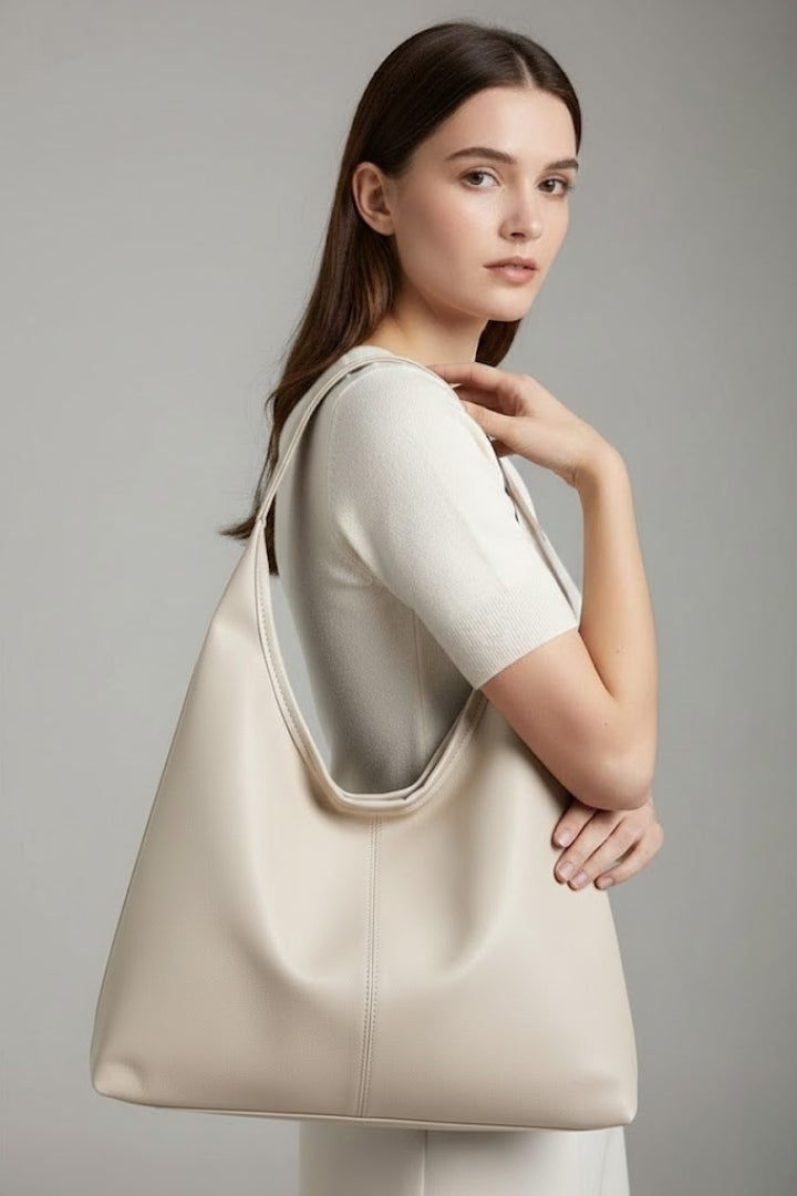 Sac porté épaule à forme courbée avec large bandoulière intégrée-Accecoires-Gigié