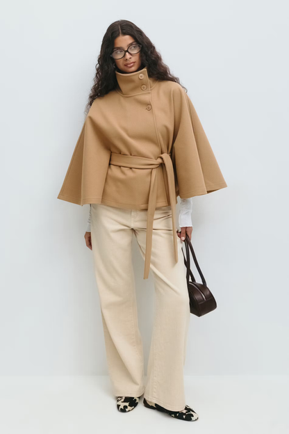 Cape femme avec col montant et ceinture à nouer