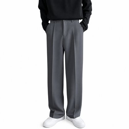 Pantalon homme à coupe droite avec plis frontaux et fermeture boutonnée