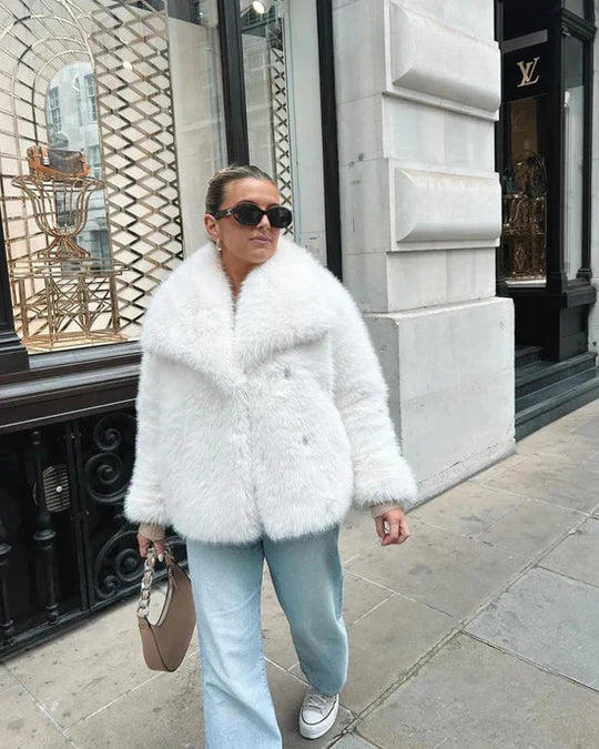 Manteau Femme Court En Fausse Fourrure-Gigié